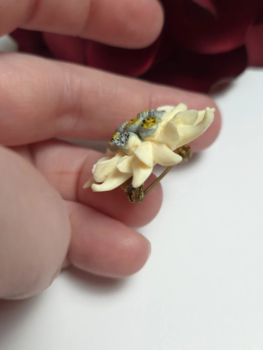 Vintage Edelweiss Carved Celluliod Flower Brooch Sweetheart Flower Brooch